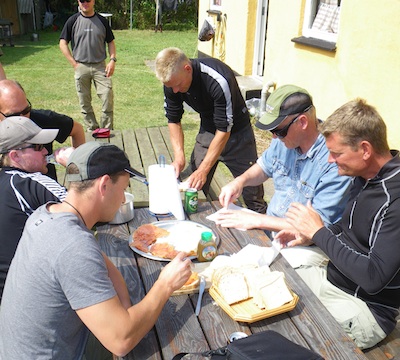 100801_frokost