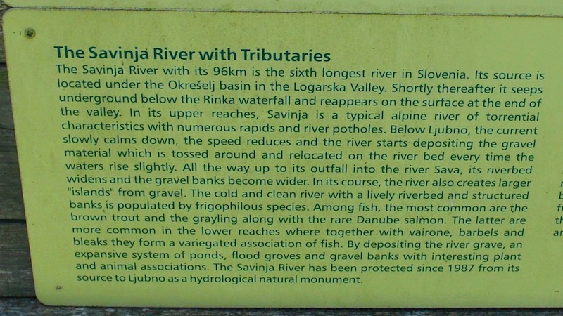 190613 slovenien sign river
