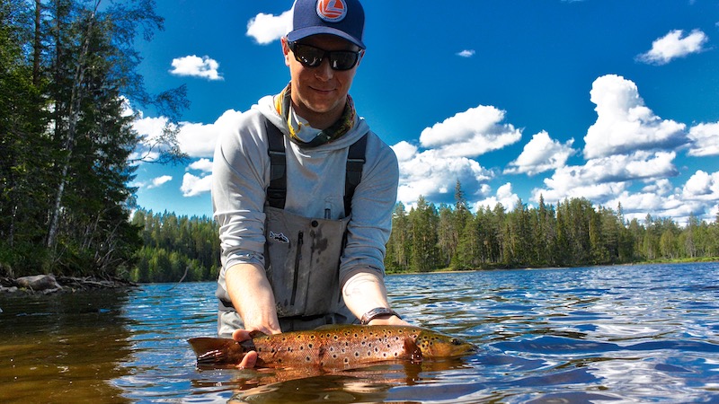190725 rena guide trout release