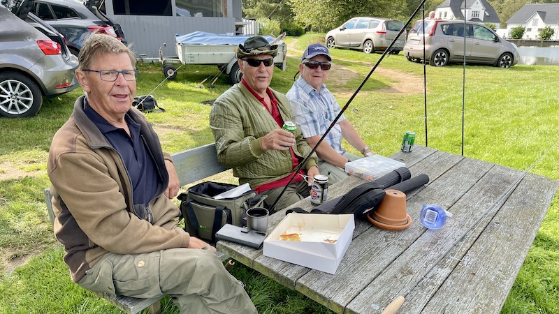 Metal Senior Fiskeklub 210830 senior bord hygge