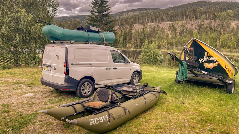 Rena Fiskecamp 220622 deset bil boats