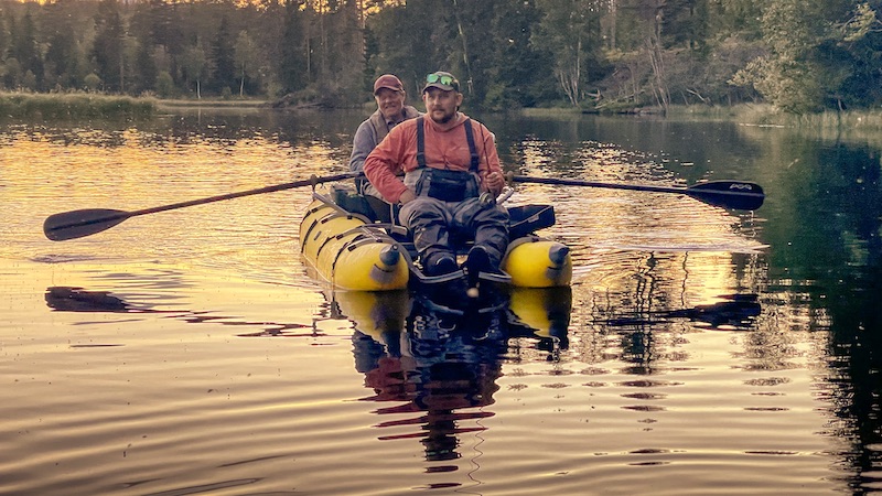 Lars Andersen og Vidar Nysæter 220712 rena lars vidar guideboat