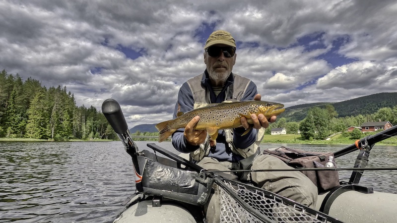230623 rena henrik leth trout