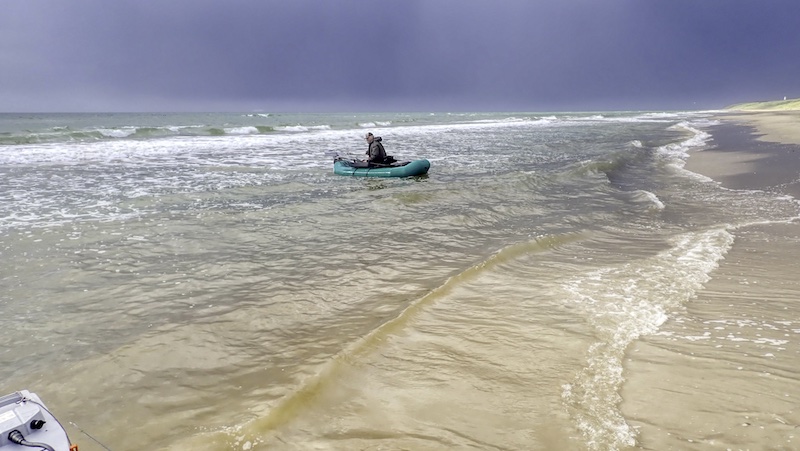 240617 hirtshals kaare surfing