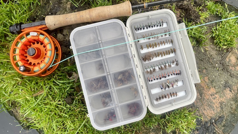 241218 milldam grej flies