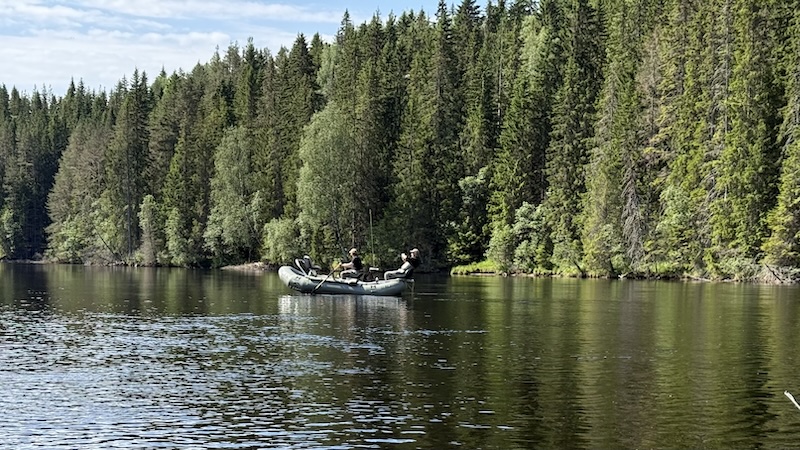 "Raften" på Rena 260627 rena guideboat
