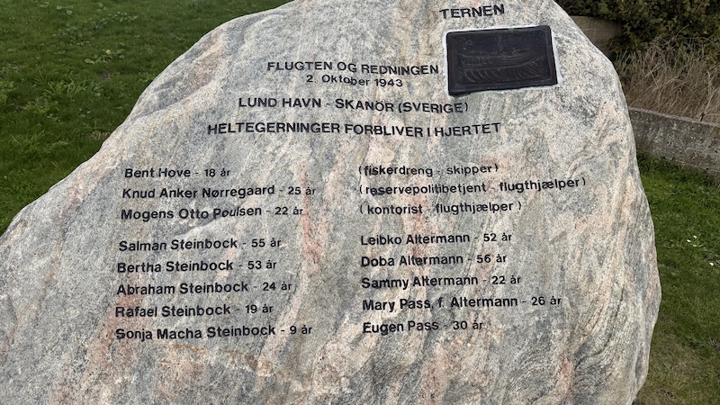 Mindesten ved Lund Havn 261016 stevns mindesten lund